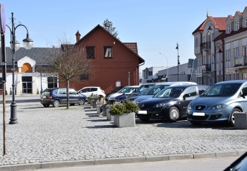 Zdjęcie główne dla: 'Informacja dla kierowców. Zakaz parkowania' 