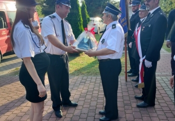 Zdjęcie główne dla: 'Prezes OSP W Dobrej dh Władysław Ciurko zakończył czynną służbę w formacji' 