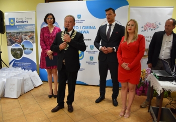 Zdjęcie główne dla: 'Od pół wieku razem przez życie' 