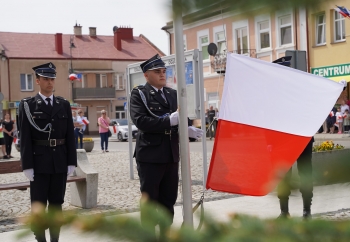 Zdjęcie główne dla: 'Dzień Flagi Rzeczypospolitej Polskiej w Sieniawie'