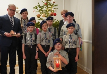 Zdjęcie główne dla: 'Betlejemskie Światełko Pokoju dotarło do Sieniawy' 