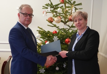 Zdjęcie główne dla: 'Wiesława Kruk nowym Sekretarzem Miasta i Gminy Sieniawa' 