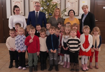 Zdjęcie główne dla: 'Ze świątecznymi życzeniami w sieniawskim urzędzie' 