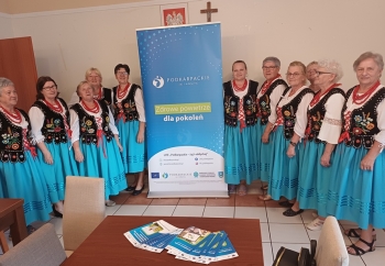 Zdjęcie główne dla: 'Prezentacja programu LIFE Podkarpackie podczas spotkania z Kołem Gospodyń Wiejskich w Wylewie' 