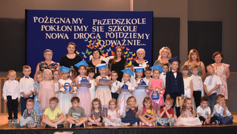 Zdjęcie główne newsa: Pożegnanie starszych przedszkolaków z Miejskiego Przedszkola w Sieniawie