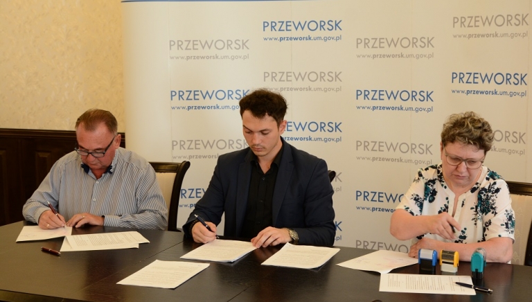 Zdjęcie główne newsa: Podpisanie umowy o nawiązaniu współpracy w zakresie opracowania i wdrożenia koncepcji klastra energii