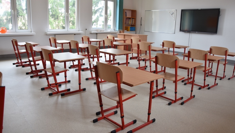 Zdjęcie główne newsa: Remont w Szkole Podstawowej w Sieniawie. Ostatnie przygotowania przed nowym rokiem szkolnym