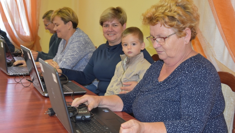 Zdjęcie główne newsa: W Rudce ruszył bezpłatny kurs komputerowy. Zapraszamy wszystkich chętnych do udziału
