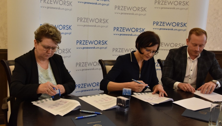 Zdjęcie główne newsa: Samorząd Miasta i Gminy Sieniawa podpisał porozumienie o ustanowieniu Przeworskiego Klastra Energii