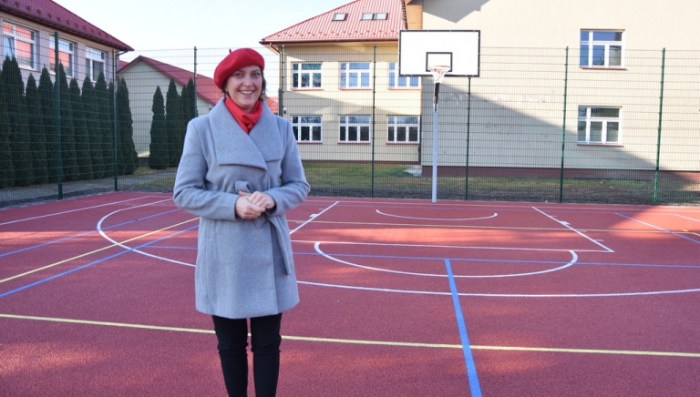 Zdjęcie główne newsa: Boisko obok szkoły spełnieniem uczniowskich marzeń