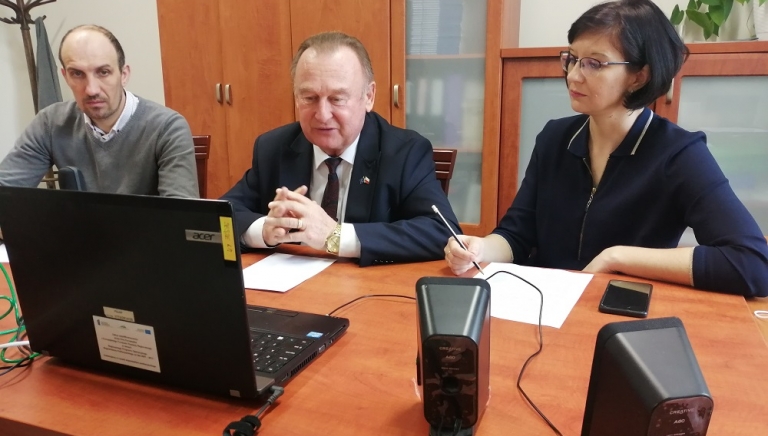 Zdjęcie główne newsa: Wideokonferencja Stowarzyszenia „Metropolia Warszawa” z udziałem burmistrza Adama Wosia