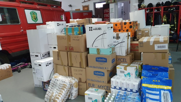 Zdjęcie główne newsa: Pomoc dla uchodźców dotarła od mieszkańców gminy Michałowice w woj. mazowieckim