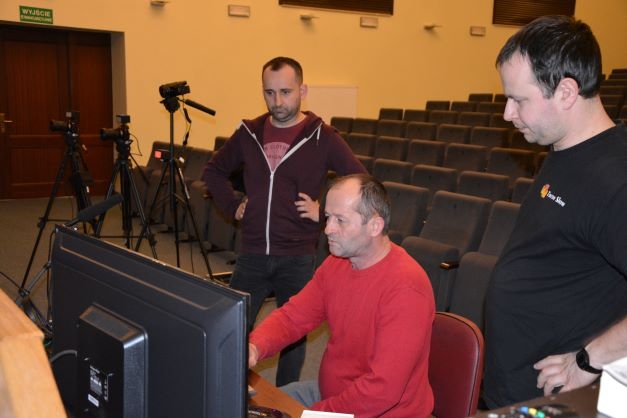 Zdjęcie główne newsa: Szkolimy się dla Was - realizacja projektu „Bądź z nami online” trwa!