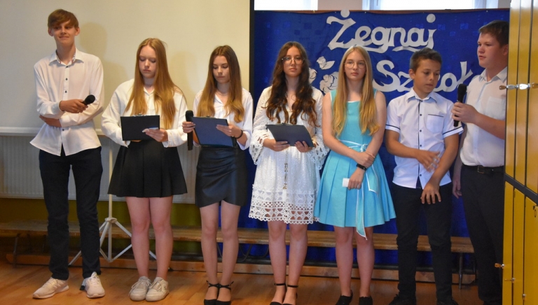 Zdjęcie główne newsa: Uroczyste zakończenie roku szkolnego 2021/2022 w Szkole Podstawowej w Rudce