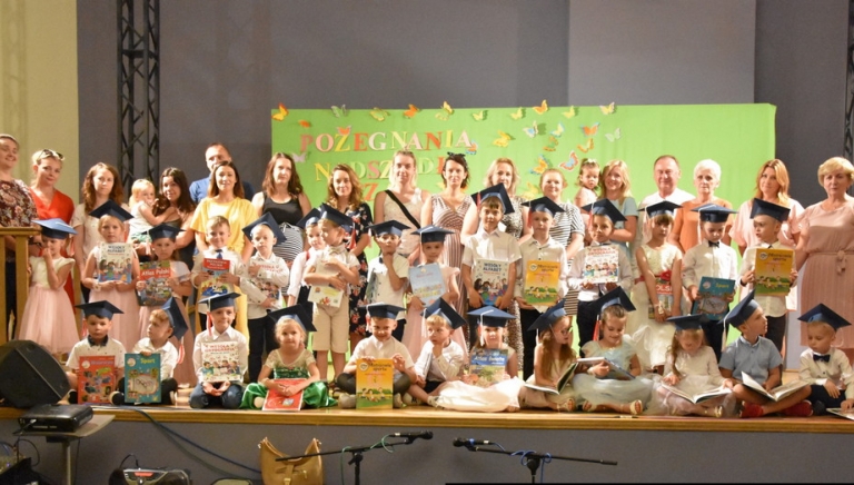 Zdjęcie główne newsa: Zakończenie roku przedszkolnego w Przedszkolu Miejskim w Sieniawie i pożegnanie starszych kolegów