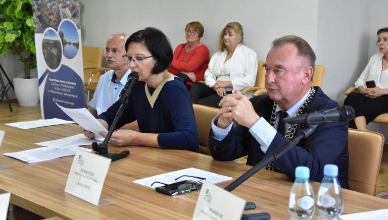 Zdjęcie główne newsa: XXXVI sesja Rady Miejskiej w Sieniawie