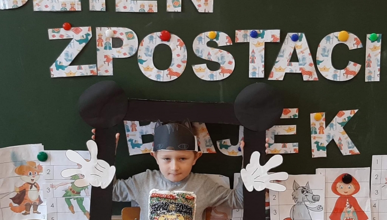 Zdjęcie główne newsa: Międzynarodowy Dzień Postaci z Bajek w SP w Rudce