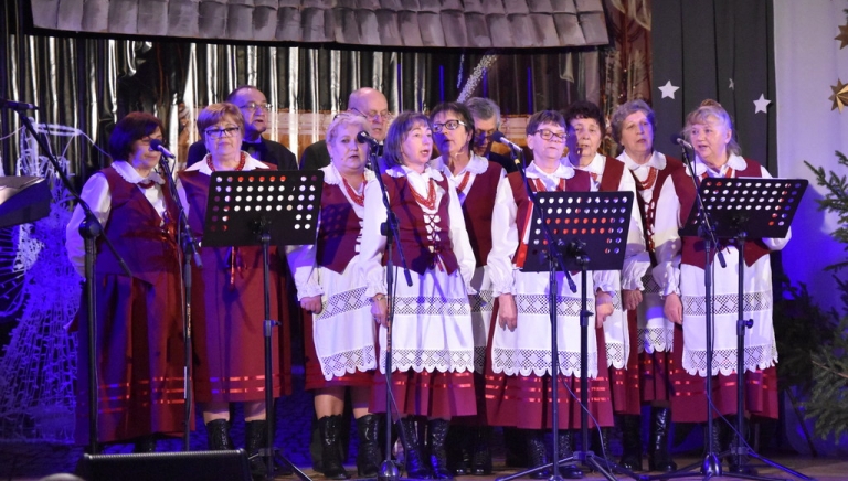 Zdjęcie główne newsa: Kolędowali Dzieciątku. W Sieniawie odbył się XIII Przegląd Grup Kolędniczych