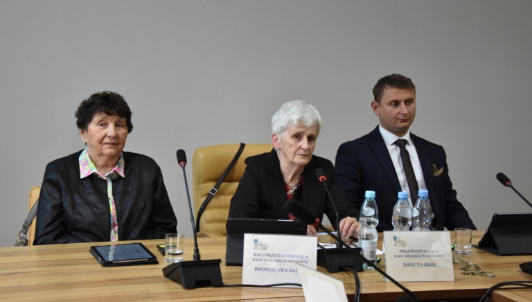 Zdjęcie główne newsa: XLIV sesja Rady Miejskiej w Sieniawie, 18.05.2023 r.