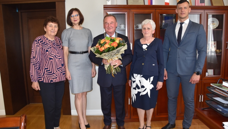 Zdjęcie główne newsa: Absolutorium i wotum zaufania dla Burmistrza Miasta i Gminy Sieniawa