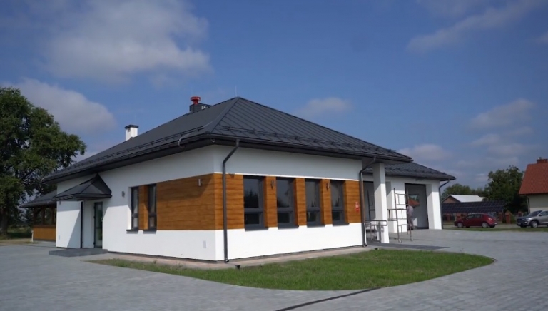 Zdjęcie główne newsa: Już 8 października 2023 r. oddanie do użytku remizo-świetlicy w Leżachowie