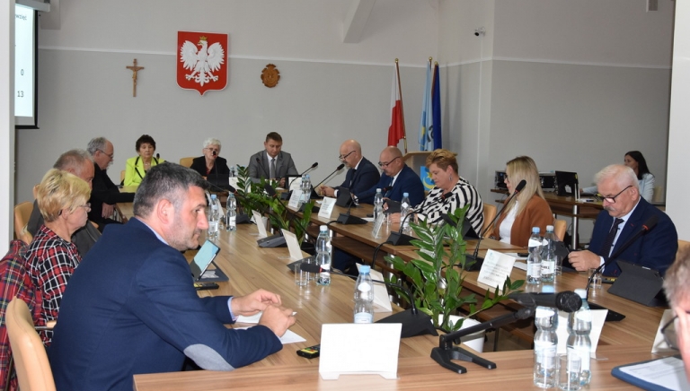 Zdjęcie główne newsa: XLVIII sesja Rady Miejskiej w Sieniawie