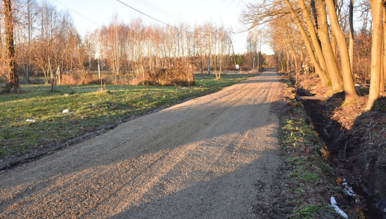 Zdjęcie główne newsa: Modernizacja drogi dojazdowej do gruntów rolnych w obrębie Rudka zakończona