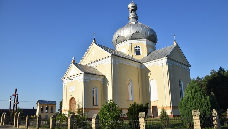 Zdjęcie główne newsa: Aktualizacja. Zapytanie ofertowe na zadanie pn. Remont elewacji kościoła parafialnego w Dobrej wraz z wymianą stolarki drzwiowej