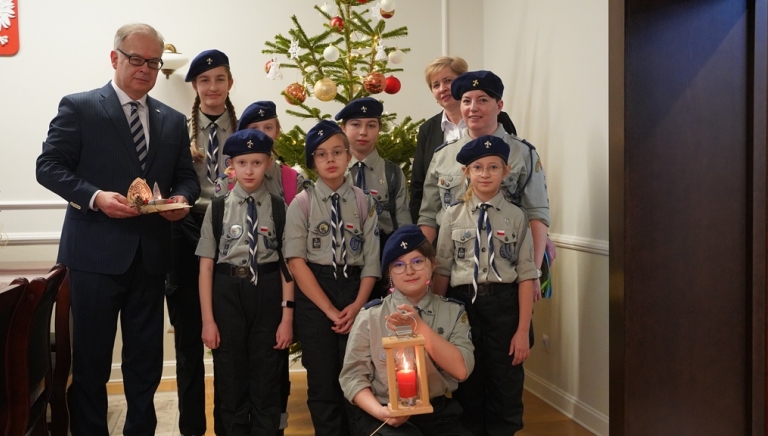 Zdjęcie główne newsa: Betlejemskie Światełko Pokoju dotarło do Sieniawy