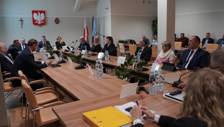 Zdjęcie główne newsa: Budżet Miasta i Gminy Sieniawa na rok 2025 uchwalony