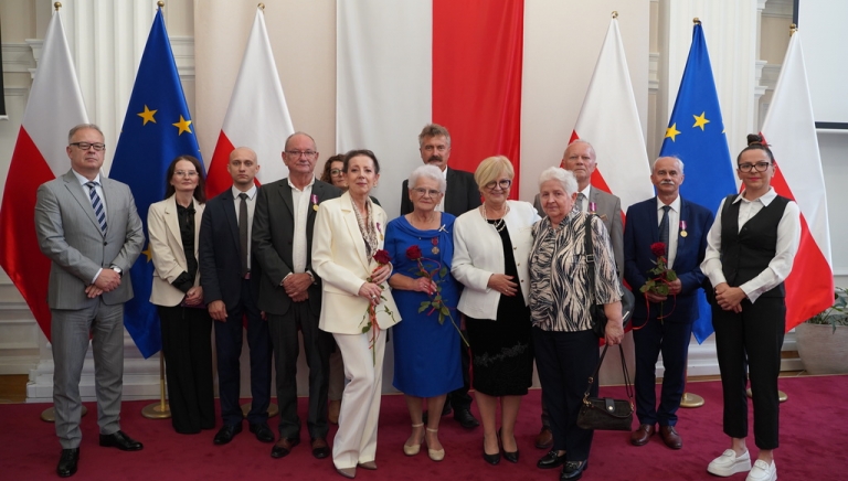 Zdjęcie główne newsa: Odznaczenia Państwowe i Wyróżnienia Honorowe